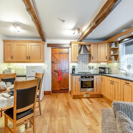 Nans Cottage - Uk43350 วิทบี ภายนอก รูปภาพ