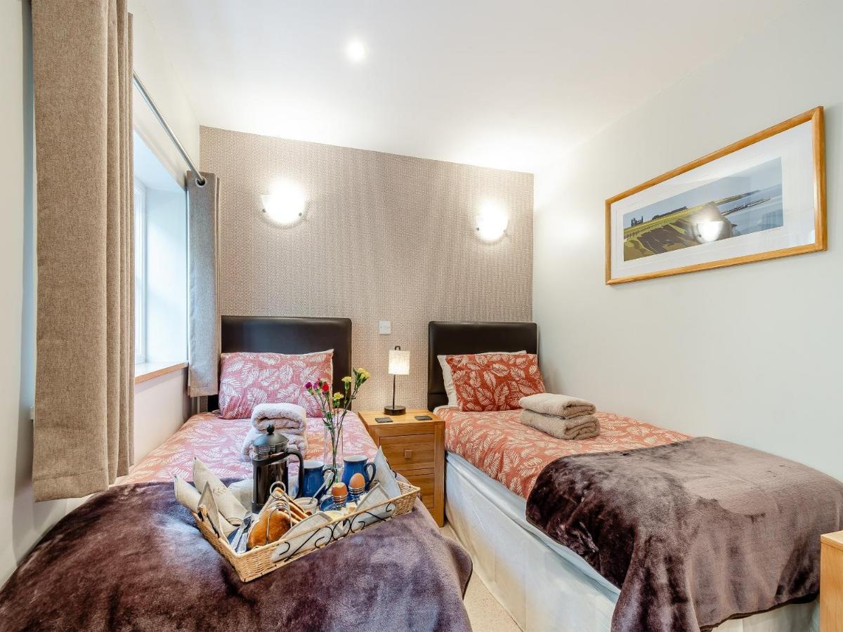 Nans Cottage - Uk43350 วิทบี ภายนอก รูปภาพ